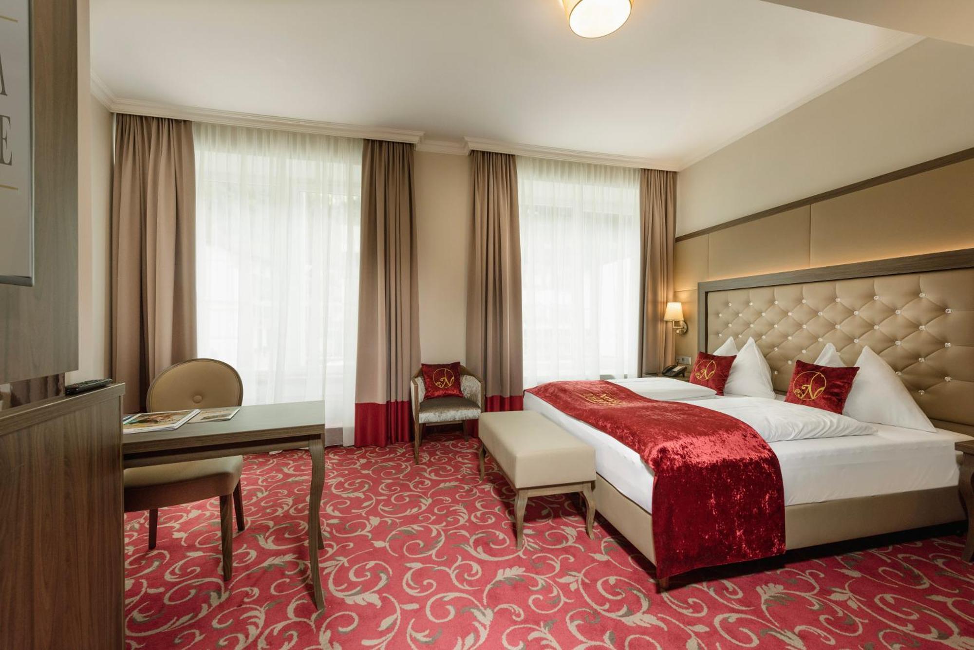 Hotel Norica - Thermenhotels Gastein Mit Dem Bademantel Direkt In Die Therme Bad Hofgastein Buitenkant foto